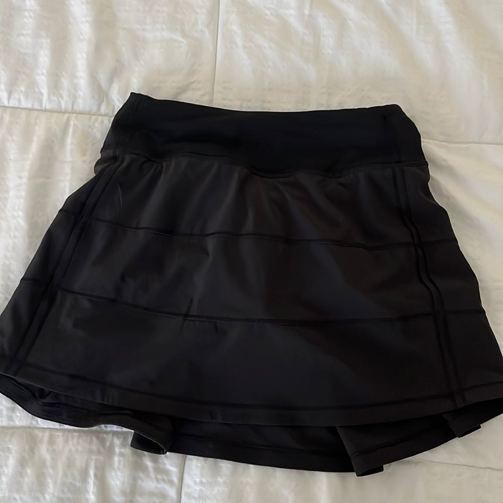 Lululemon black skirt size 0